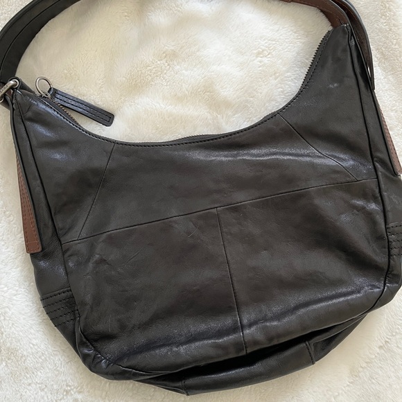 Frye Samantha Quilted Black Hobo purse - Picture 7 of 7